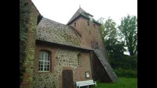 preview picture of video 'Thomasburg churchbells Peter and Paul-church Glockengeläut May 2013'