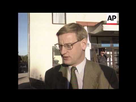 Bosnia - Carl Bildt comments on Mladic sacking