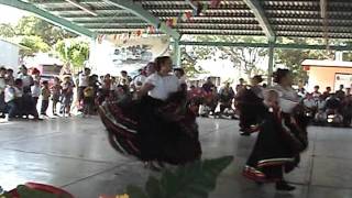 preview picture of video '(mamás del Potrero de Sataya) DEL GALLITO EL BAILE'