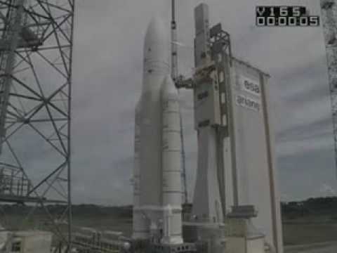 Fusée Ariane 5 au décollage sous tout les angles