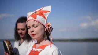 Dganim, Dganim.  Impression