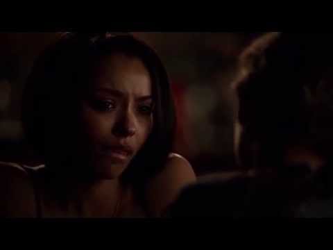 The Vampire Diaries 05x19 Bonnie & Liv - Jeremy loves you Bonnie. He deserves to know youre leaving.