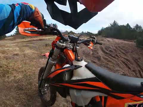 Wild West 2022 del 9 Gutterne på Scooterne. Fu..ing cykel. Kø i sandkasse.