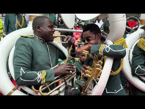 FAKI ANGOLA 🇦🇴 B26 NO CULTO ECUMÊNICO NO ESTÁDIO 11 DE NOVEMBRO EM LUANDA AOS 08.11.2025