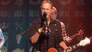 Rowwen Hèze - Onder De Greune Brug (live @ Gigant Apeldoorn 09.03.2013) 3/8