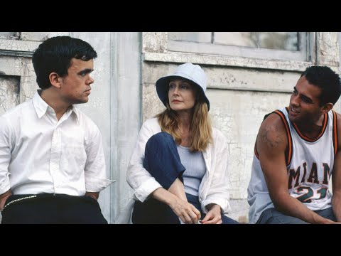 The Man Who Is Only 1m35 Tall Is Despised By Everyone | The Station Agent Movie Recap