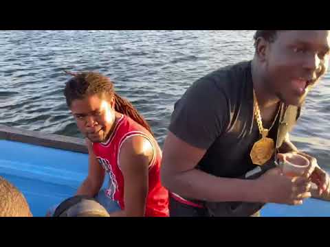 Prince Swanny & Plumpy Boss On Boat Ride🍾🇹🇹