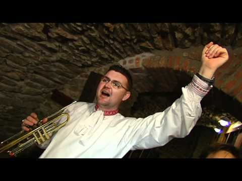 Vydala mamička  - Martin Jakubec