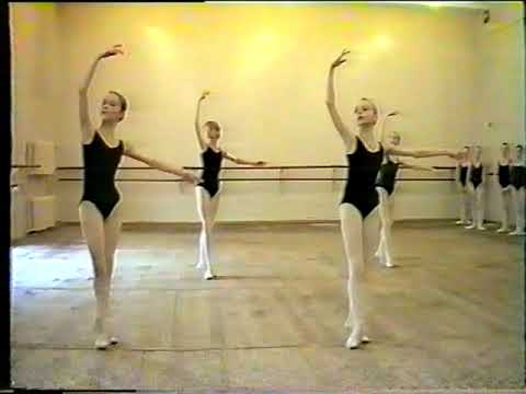 Big Adagio, Vaganova level 3