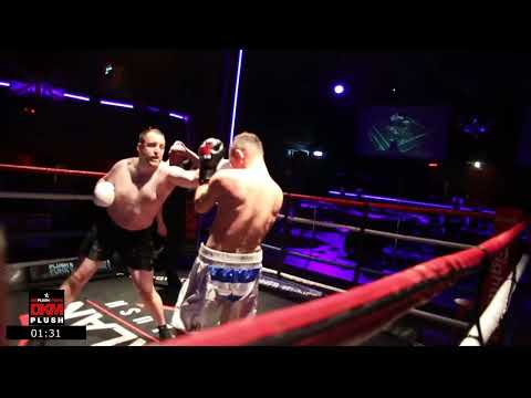 DKM A long winters fight Josh Thistleton vs Tom Harrington