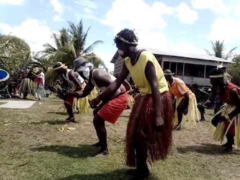 Sebe village dancers