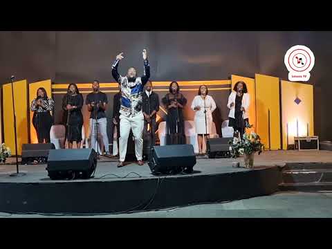 Vuyo Tshikila - Ungukuphila Manxeba Akho Aliyeza Kum