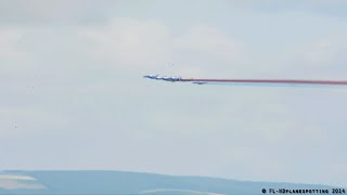 preview picture of video 'Famous Patrouille de France above the majestic Viaduc de Millau !'