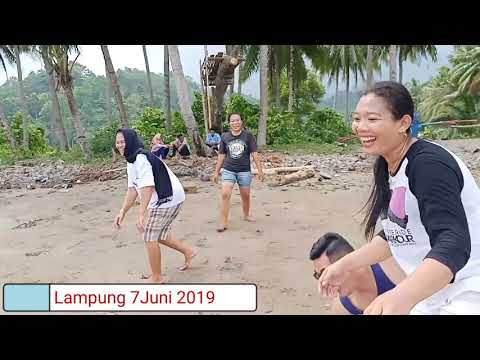 Main bola di pantai kota agung Lampung