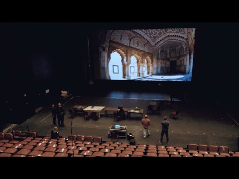 MOZI AZ EIFFEL MŰHELYHÁZBAN