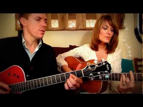 White Christmas - "I'm Dreaming of a White Christmas" cover by Chasing Summer