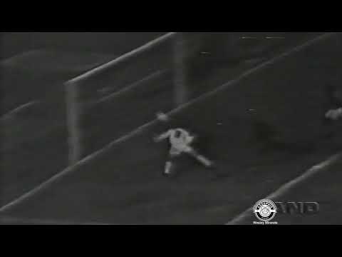 Santos 1 x 0 Portuguesa - 04/05/1968 - Gol de Toninho Guerreiro