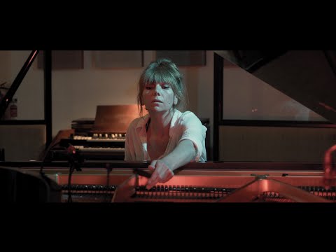 Poppy Ackroyd - Stillness (Official Video)