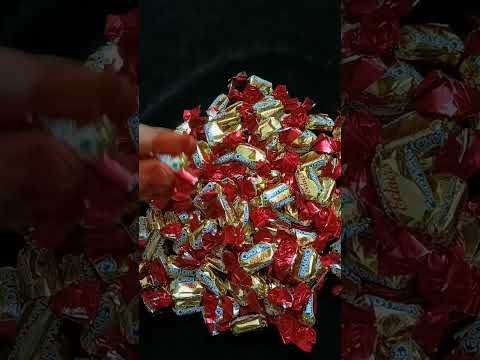 CandyMan Eclairs- #Shorts #Candyman #Eclairs #chocolate #Candy #Queen's