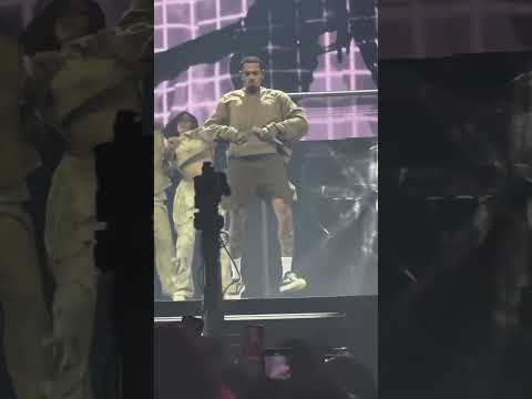 Chris Brown with the #tshwalabam Dance #amapiano