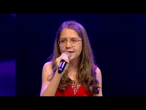 JULIA MARKOWSKA z Suwałk - "MUSZELKI WIGIER 2022" - "MŁODZI W SUWAŁKACH" - "Śpiewam i gram"