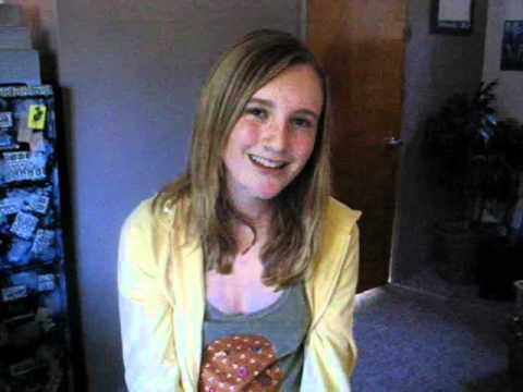 Viva explains her slight dilemma to Ellen Degeneres