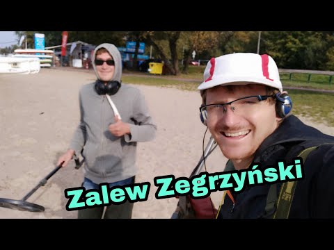 Tomek and I are looking for jewelry in the Zegrze Reservoir | Nieporęt Wild Beach! [ZyjZpasji epi...