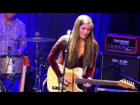 Katie Henry, 'Bury you', Bonn, 'Harmonie' - 'Blues Caravan', 08.03.2022