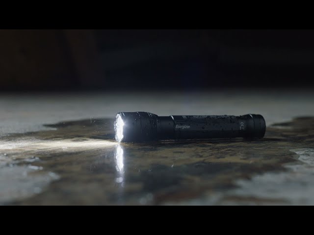 Video teaser for Energizer Tactical Ultra Rechargeable – der wiederaufladbare Helfer für jede Situation
