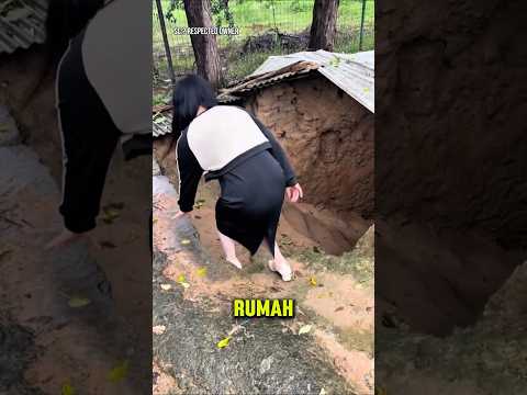 Setelah 10 Tahun Kembali ke Rumah Masa Kecilnya… Tapi Ada yang Menutupinya Rapat 😨. #shorts