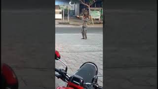 Download lagu Lucu ...orang gila joged ...story whatsapp 30 detik mp3