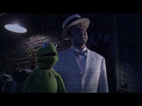 It's a Very Merry Muppet Christmas Movie: The Muppets' Lives Without Kermit