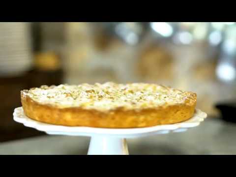 Sbrisolona ripiena ricotta e amaretto