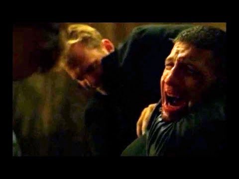 Los Irlandeses interrogan y torturan a Punisher - DAREDEVIL 2X04