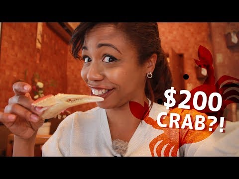 食用巨大的日本雪蟹||第一次Cosplay! (Eating GIANT Japanese Snow Crab || Cosplaying for the 1st time!)