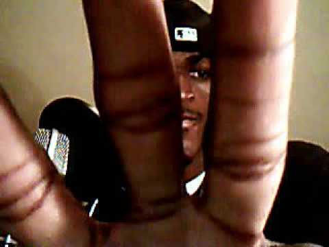 Young Famillya  tears on her pillow verse 3 LIVE