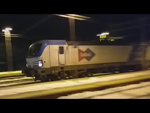 E191 102 Inrail,transito spedito Treno merci container + cisterne,serata innevata a Ronco Scrivia