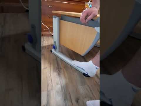 как поднять парту moll (Молл)