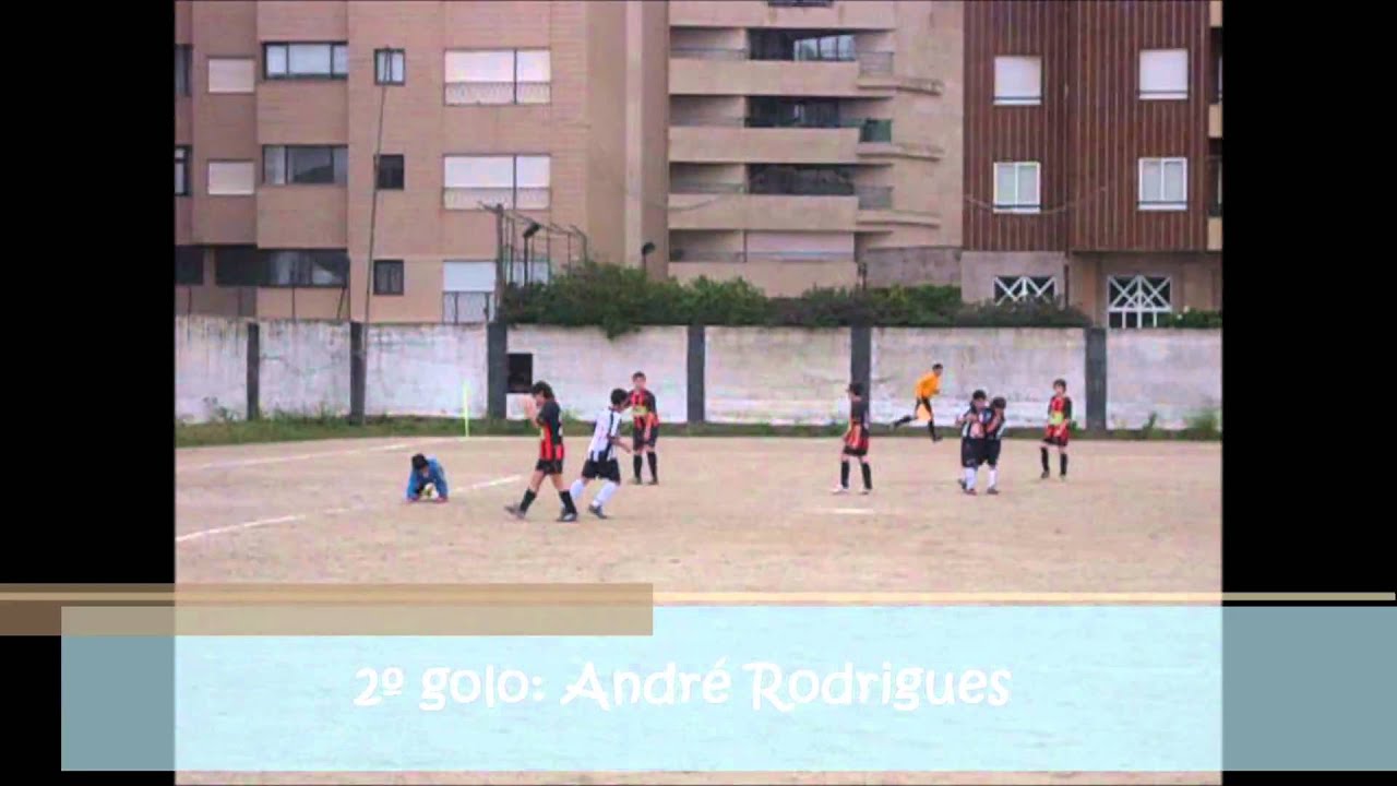VARZIM SC 4 x VILANOVENSE FC 0 (Apuramento Campeão Distrital 2010/2011 - Benjamins-22/04/...