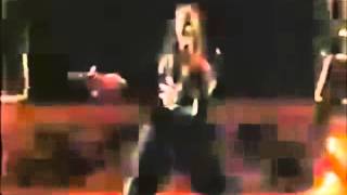 Download lagu Axl Rose - Best Live Scream of His Career (2002) mp3
