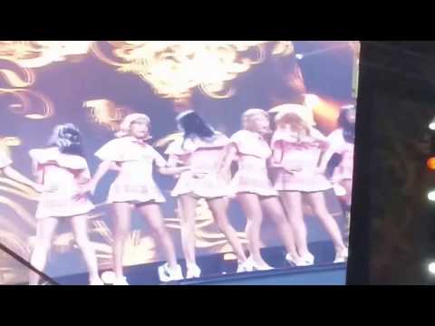 170302 Miniskirt (AOA)