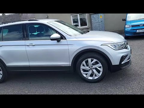 Volkswagen Tiguan Life 2.0tdi 122 BHP - Image 2