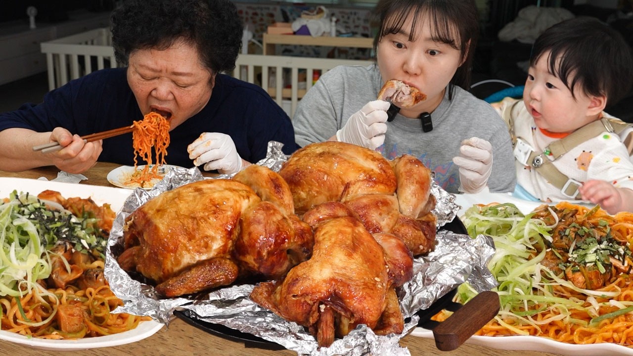 겉바속촉 전기구이 통닭에 골뱅이 비빔면!🍗 낮잠 깬 지훈이와 우당탕탕 가족 먹방😋