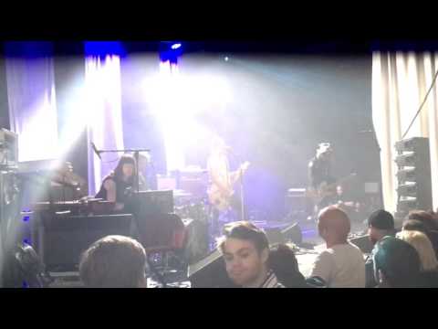 The Dandy Warhols "Holding Me Up" Newcastle 24.05.2016