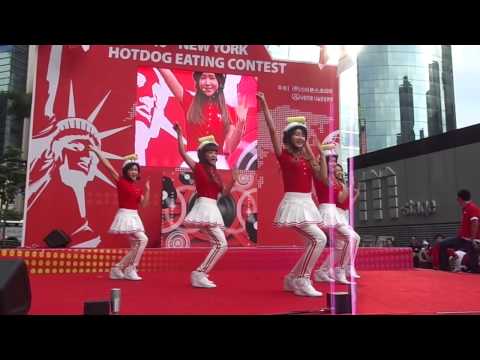 Saturday Night-Crayon Pop(크레용팝) Live @ NY Hot Dog Event