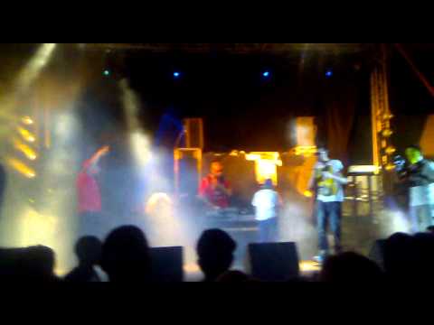 Bravopie - Gli spari sopra ft. Cool Caddish Live Senorbì