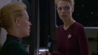 Star Trek Voyager, Relativity. 3 of 4. Seven interacts with self. Captures Braxton.