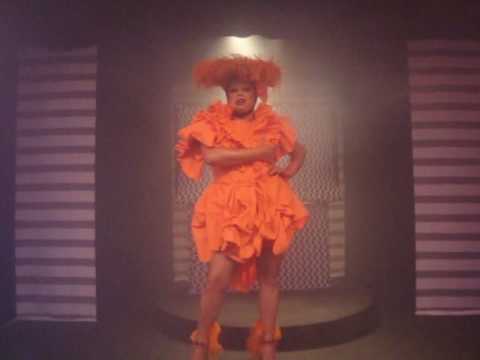 Amanda Di Polly The Club Litoral 21/05/2010 -- Show 1