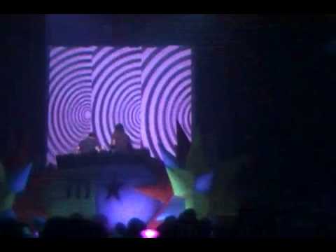 Javier Bussola B2B Gary Maguire @ Magic, Niceto 19.11.2011 (id track 2)