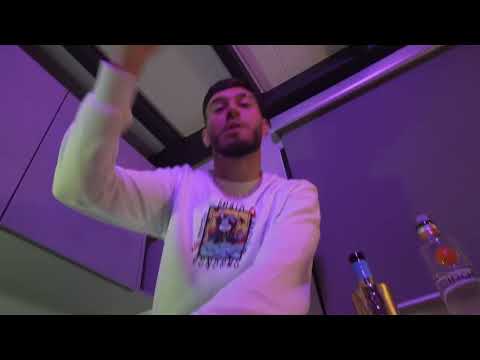 Sarestv - EN LA DISCO (Official Video)